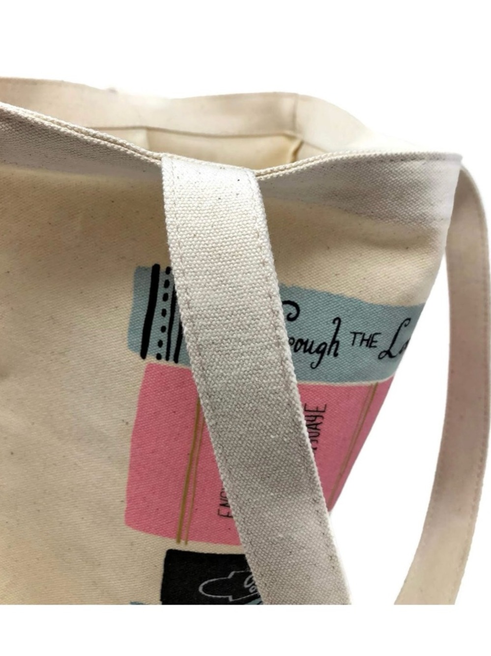 ❌SOLD❌ kate spade Cream Canvas Tote with Pink and Blue Book Stack Print - Picture 7 of 10